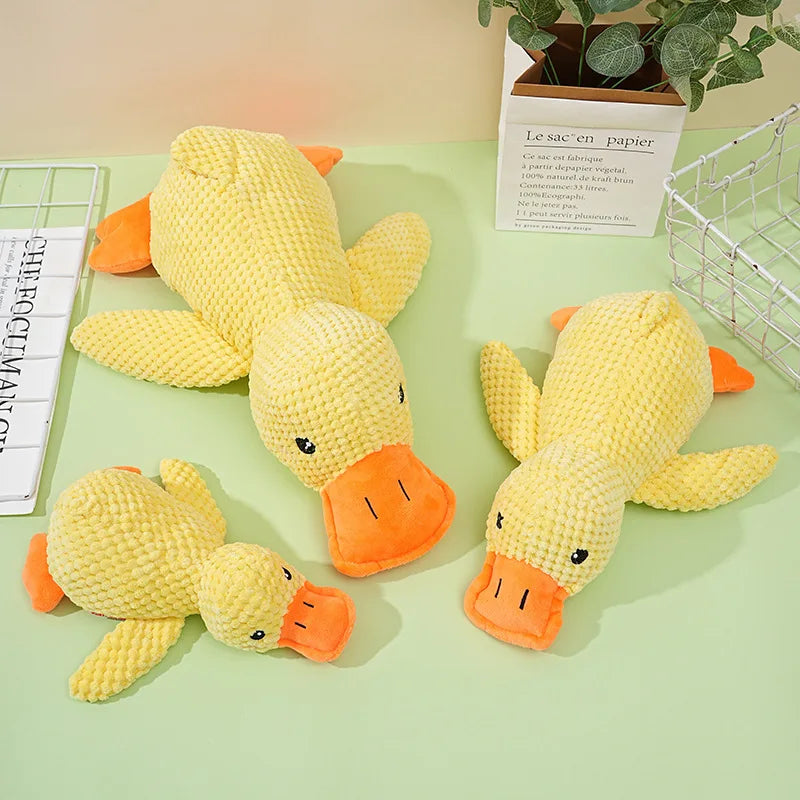Squeaky Duck Plush – Durable, Teeth-Grinding Relief for Dogs